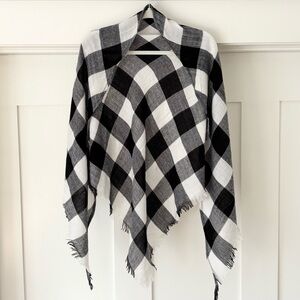 Plaid Buffalo Check Wrap Scarf  Black and White - Soft like Cashmere